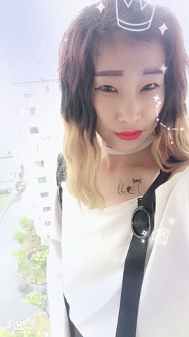 夏啊一主播照片