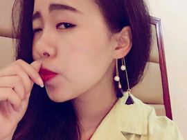 杨铭^O^主播照片