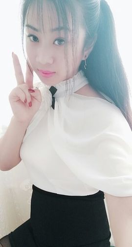 燕馨梦主播照片