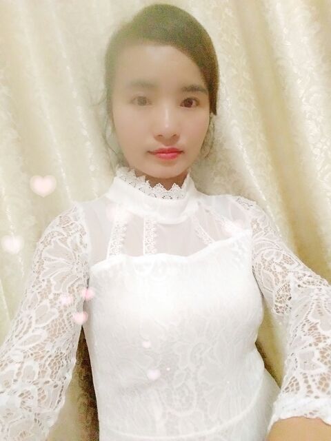萧燕的主播照片