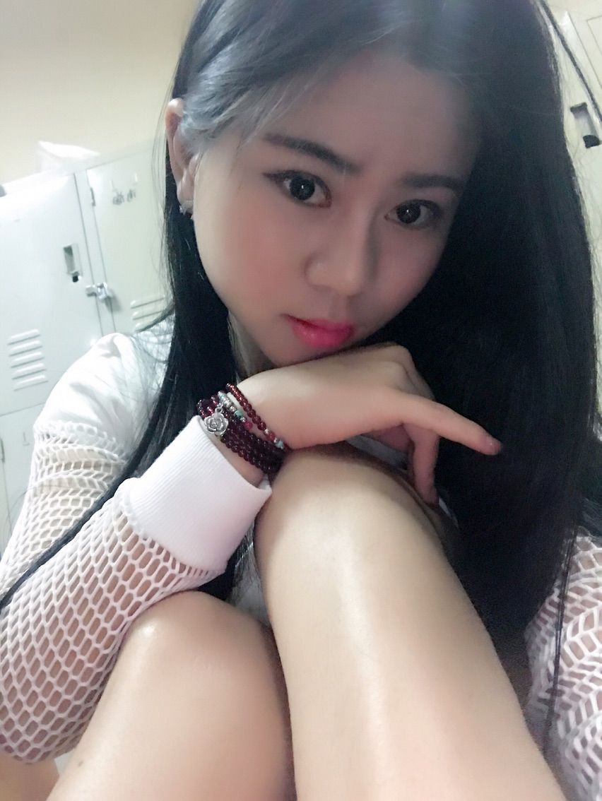 泡泡🌸灬的主播照片