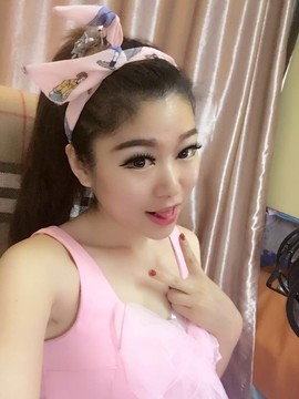 优雅的歌声主播照片