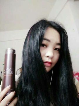 蚀骨💋冷美人主播照片