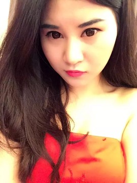 唱歌的糖糖主播照片