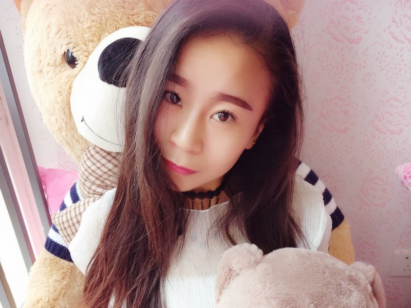 蓉宝*的主播海报