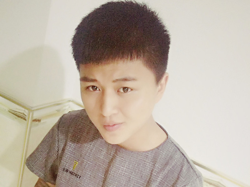 感情另类林文文求守护的主播海报