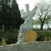 开心奋斗。