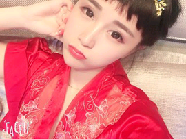 丁纪缘主播照片