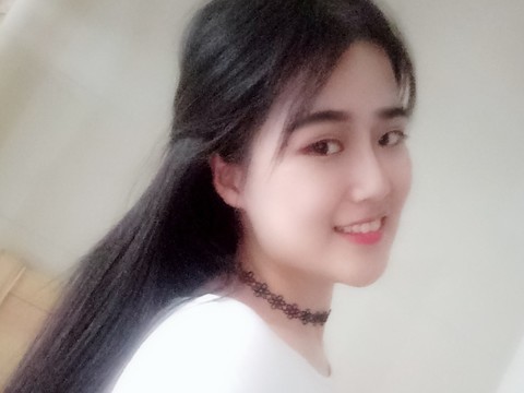 小柚子👑海报