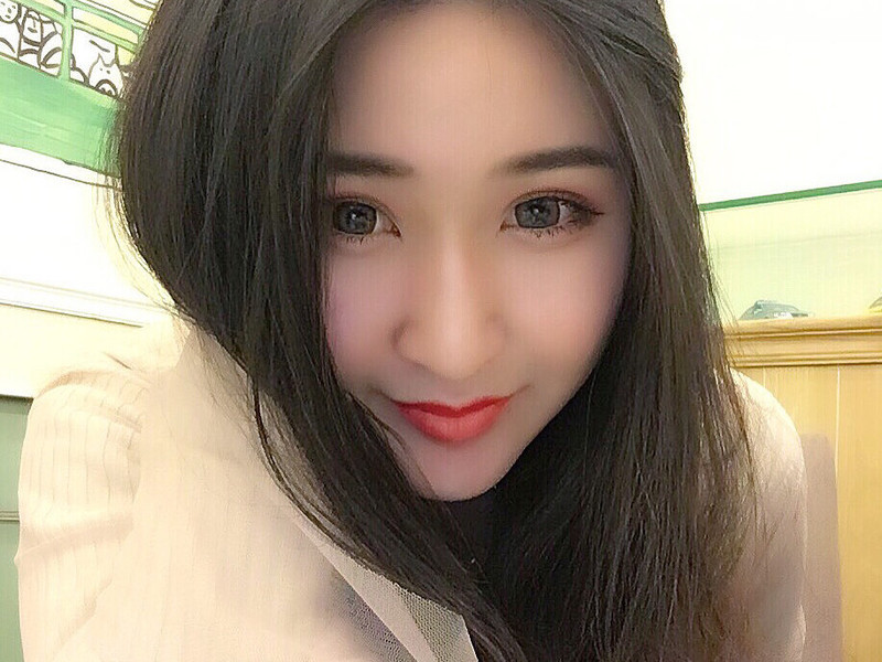 斯琪宝儿的主播海报