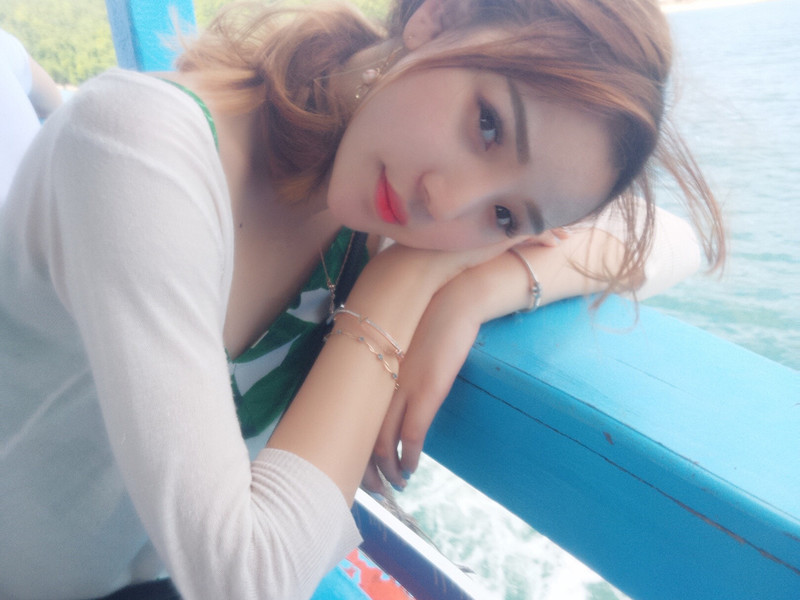 芮妹儿的主播海报