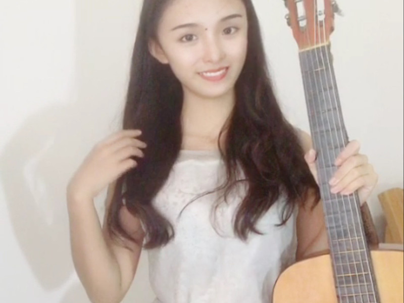 🦌deer的主播海报