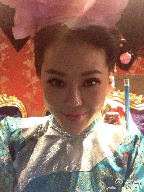 叶子和马睿菈主播照片