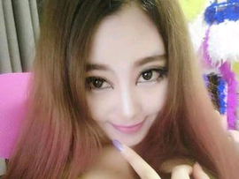 润物细无声wz主播照片