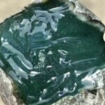 福聚缘翡翠原石。海报