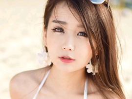 依♥恋主播照片