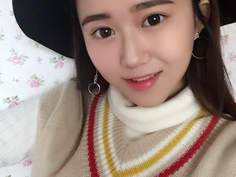 克克。dd海报