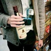 就是😊海报