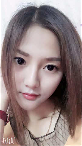 雪离儿主播照片