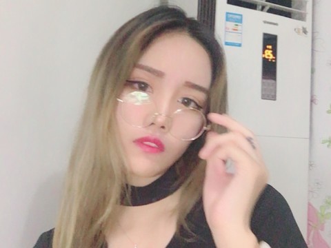 你的仙女安💕海报