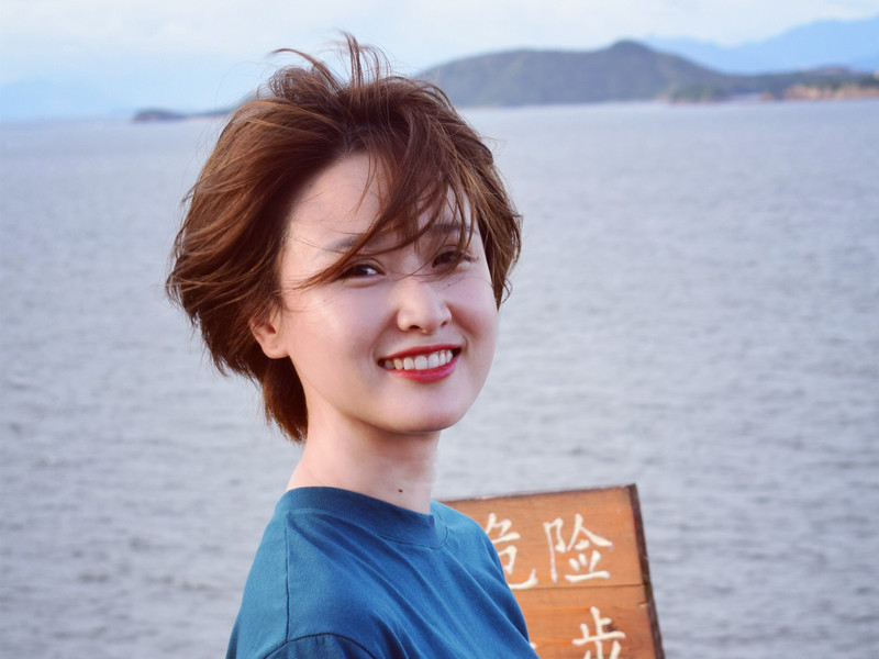 萧艾艾的主播海报