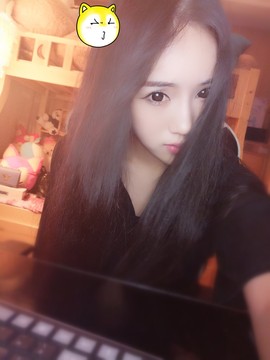 小小凡🎤（8点播）主播照片