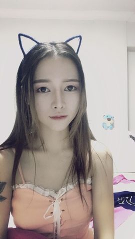 July七月有事停播主播照片