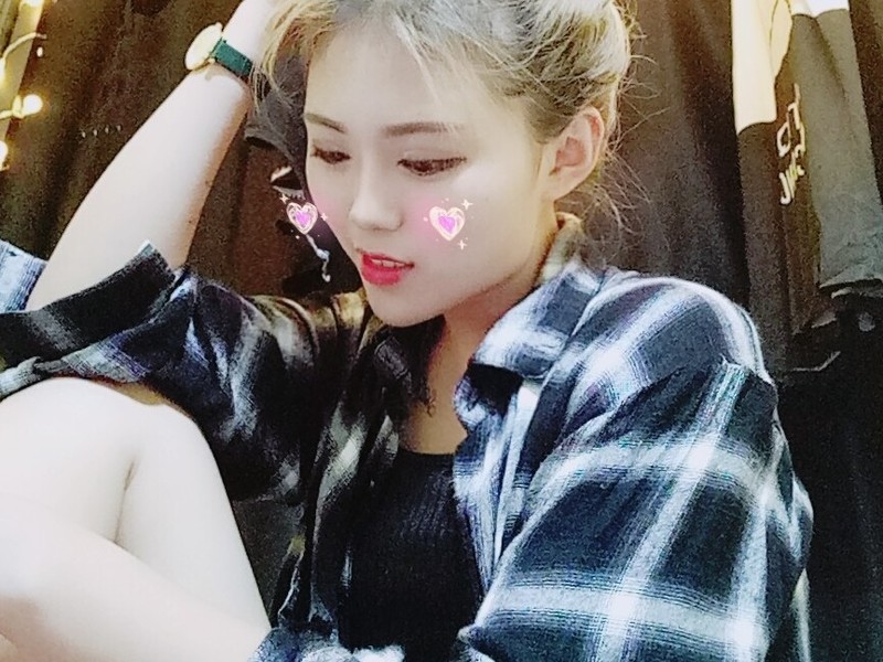 mvmv~的主播海报
