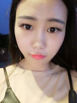 小小休息了主播照片