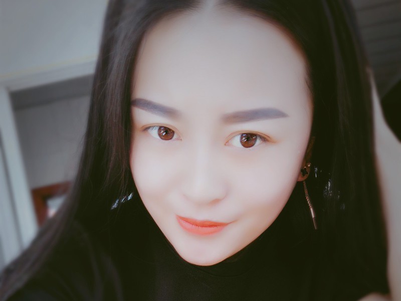 心静传媒❀﹏高冷姑娘的主播海报