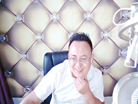声乐薛老师主播照片