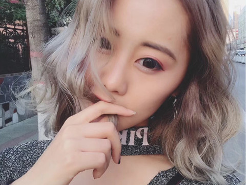 小九💗海报