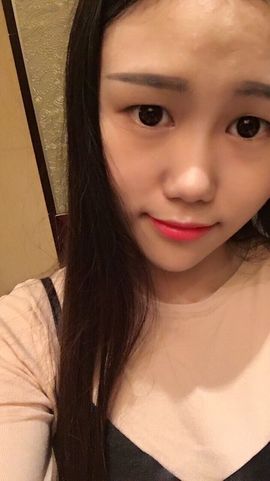 小小休息了主播照片