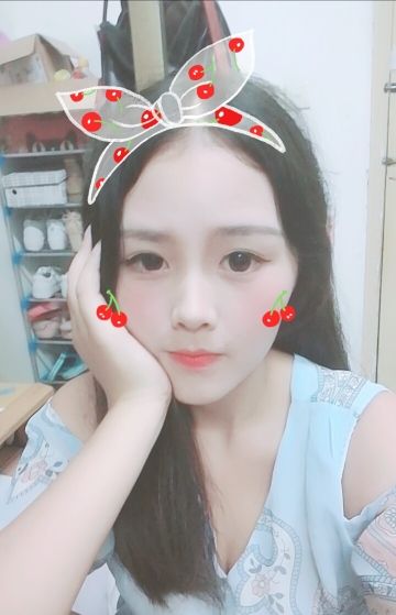 阿沁isback的主播照片