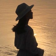 江小花*