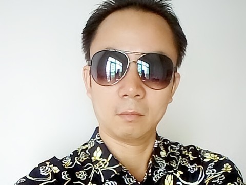录歌友友海报