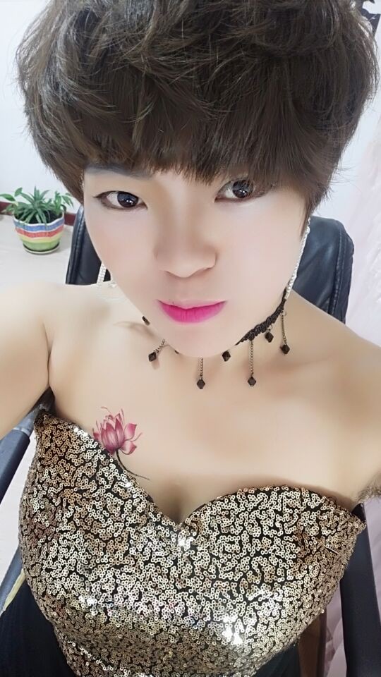 脸脸吃不饱的图片