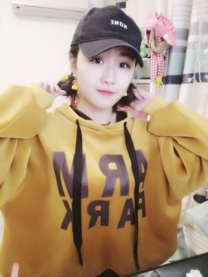 小懒懒~的主播照片