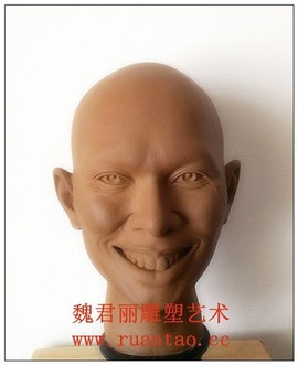 魏君丽雕像艺术主播照片