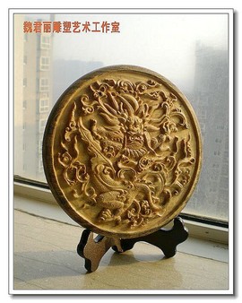 魏君丽雕像艺术主播照片