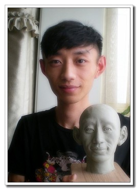 魏君丽雕像艺术主播照片