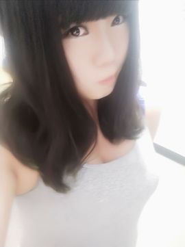 小情绪👿主播照片