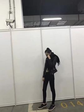 你的伊伊呀～主播照片