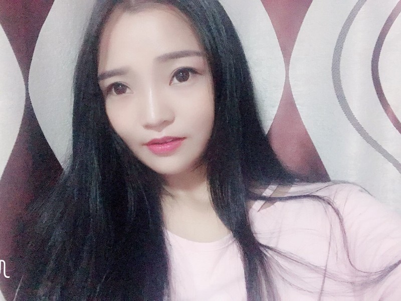 玲儿迷茫✨的主播海报
