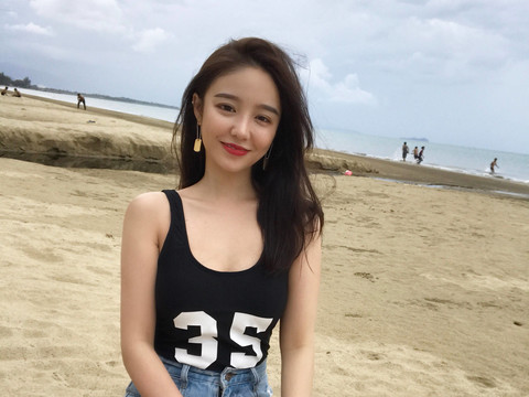 💗萝莉萝莉呀海报