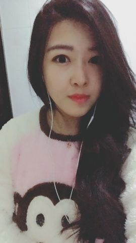 蕊蕊休息主播照片