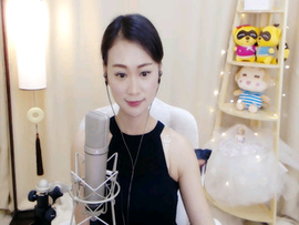 通达老人主播照片