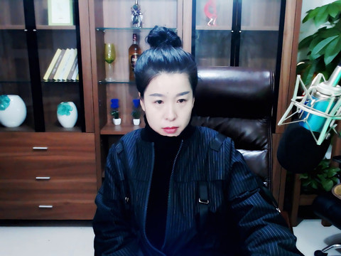 冷暖自知nu6海报