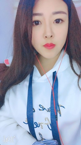 蕊蕊休息主播照片