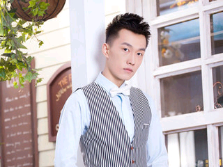 《阿杰哥》主播照片